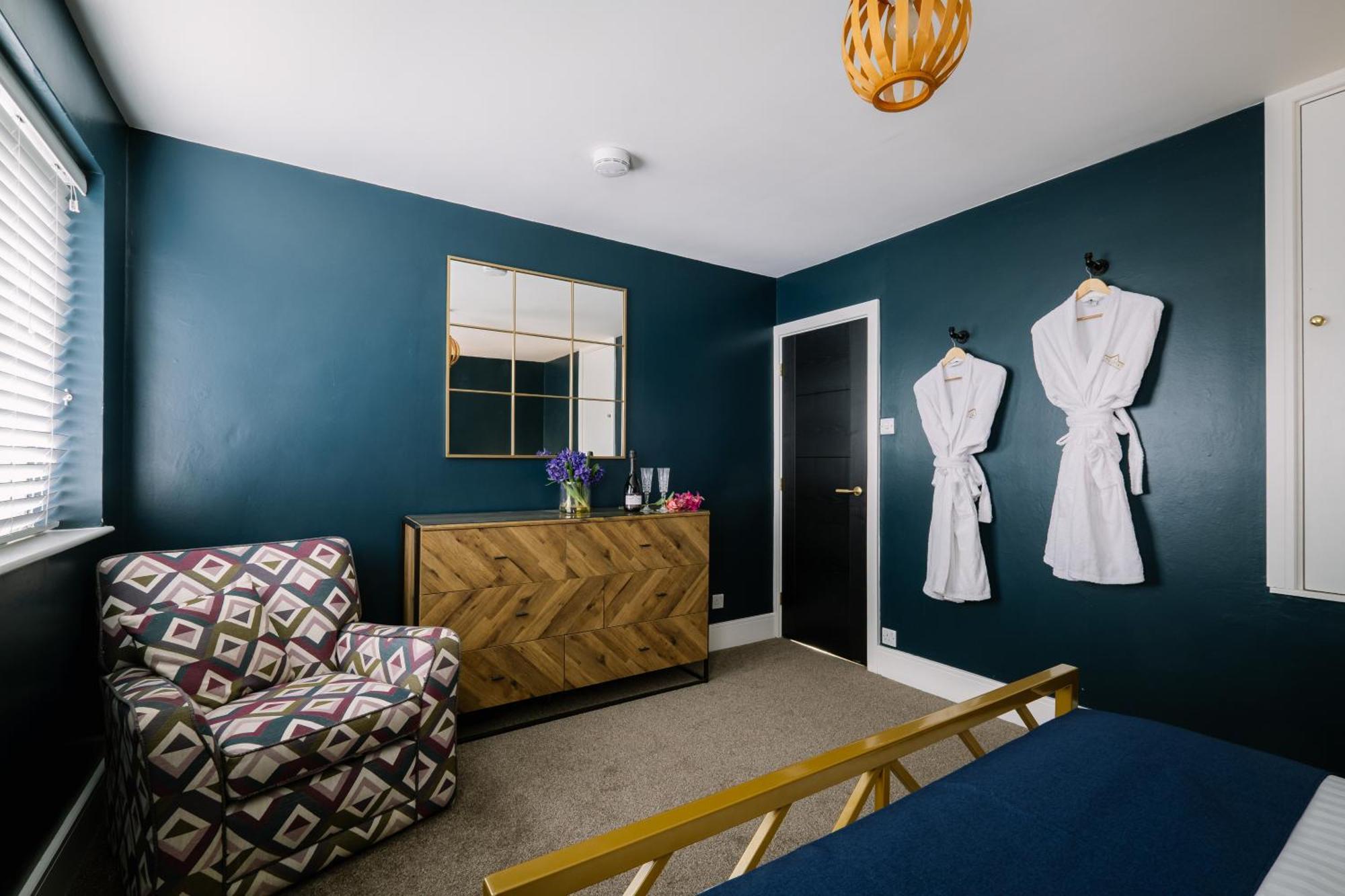 Rockside - Luxury 1 Bedroom Home With Hot Tub, Central Location, Parking And Pet Friendly Віндермір Екстер'єр фото